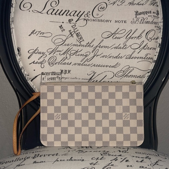 LOUIS VUITTON Damier Azur Neverfull MM GM Pochette Leather Wristlet Gold Zip - Picture 8 of 16